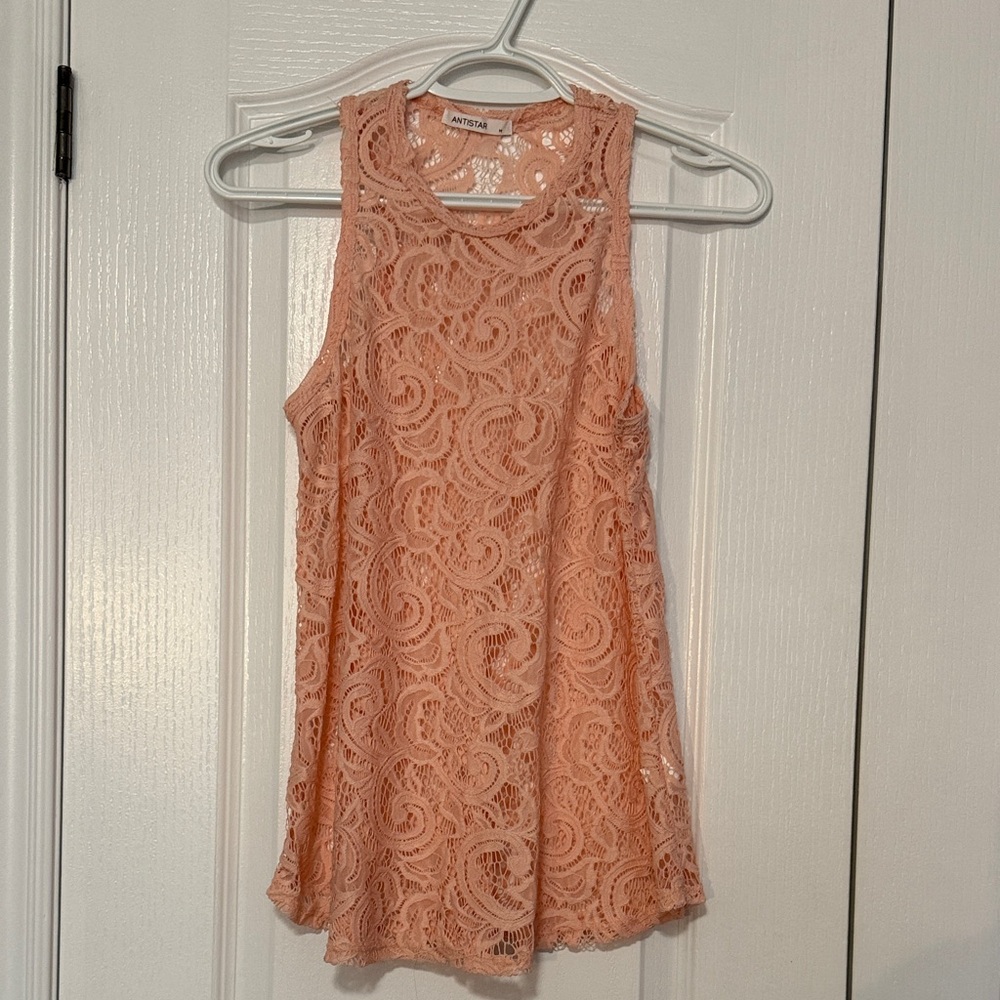 Elegant Lace Tank Top in Peach
